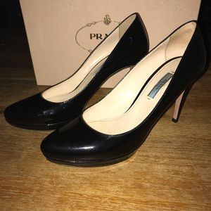 Prada - Patent Black Leather Pumps - size 39
